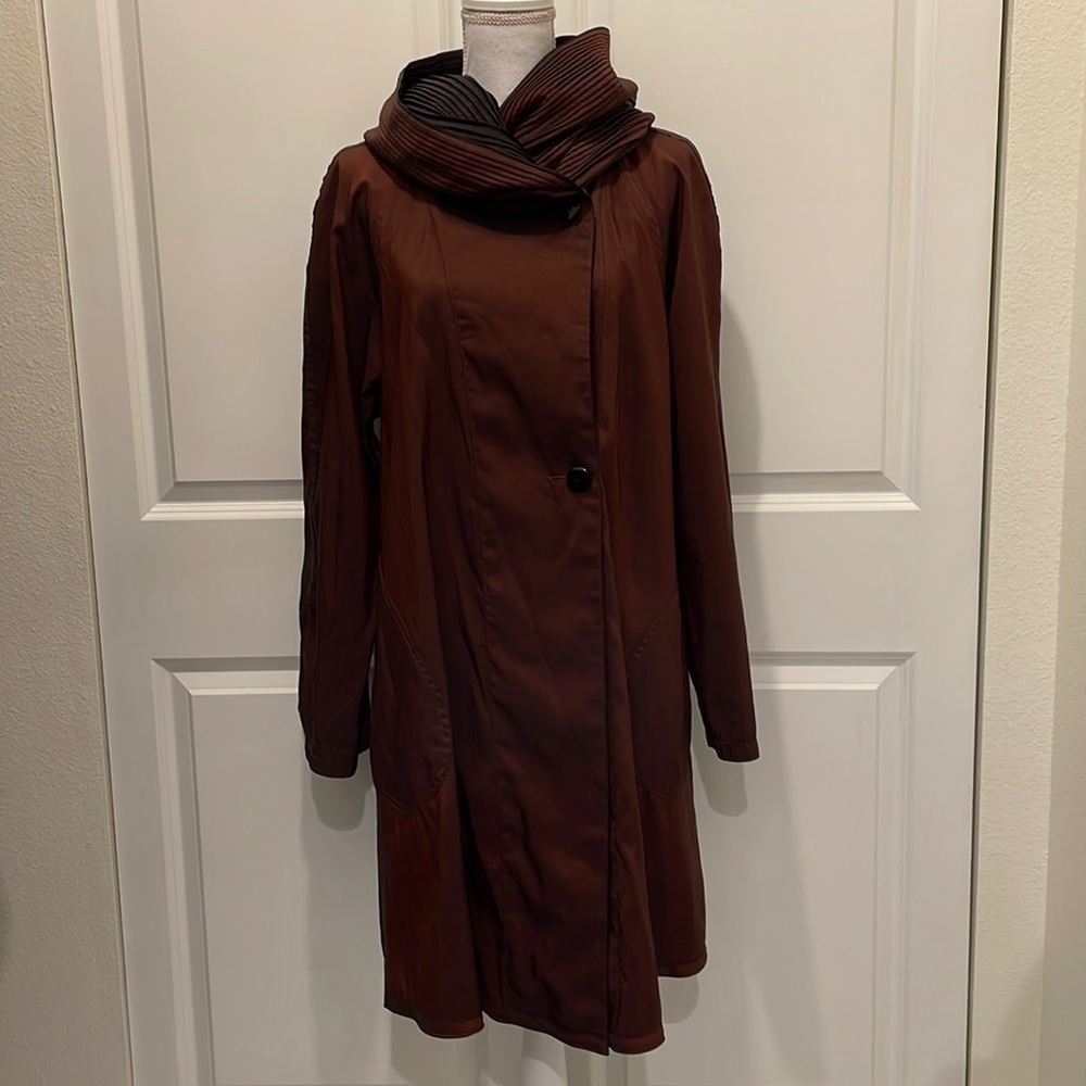 Mycra Pac Reversible Jacket with Pleated Hood in Metallic Copper Brown